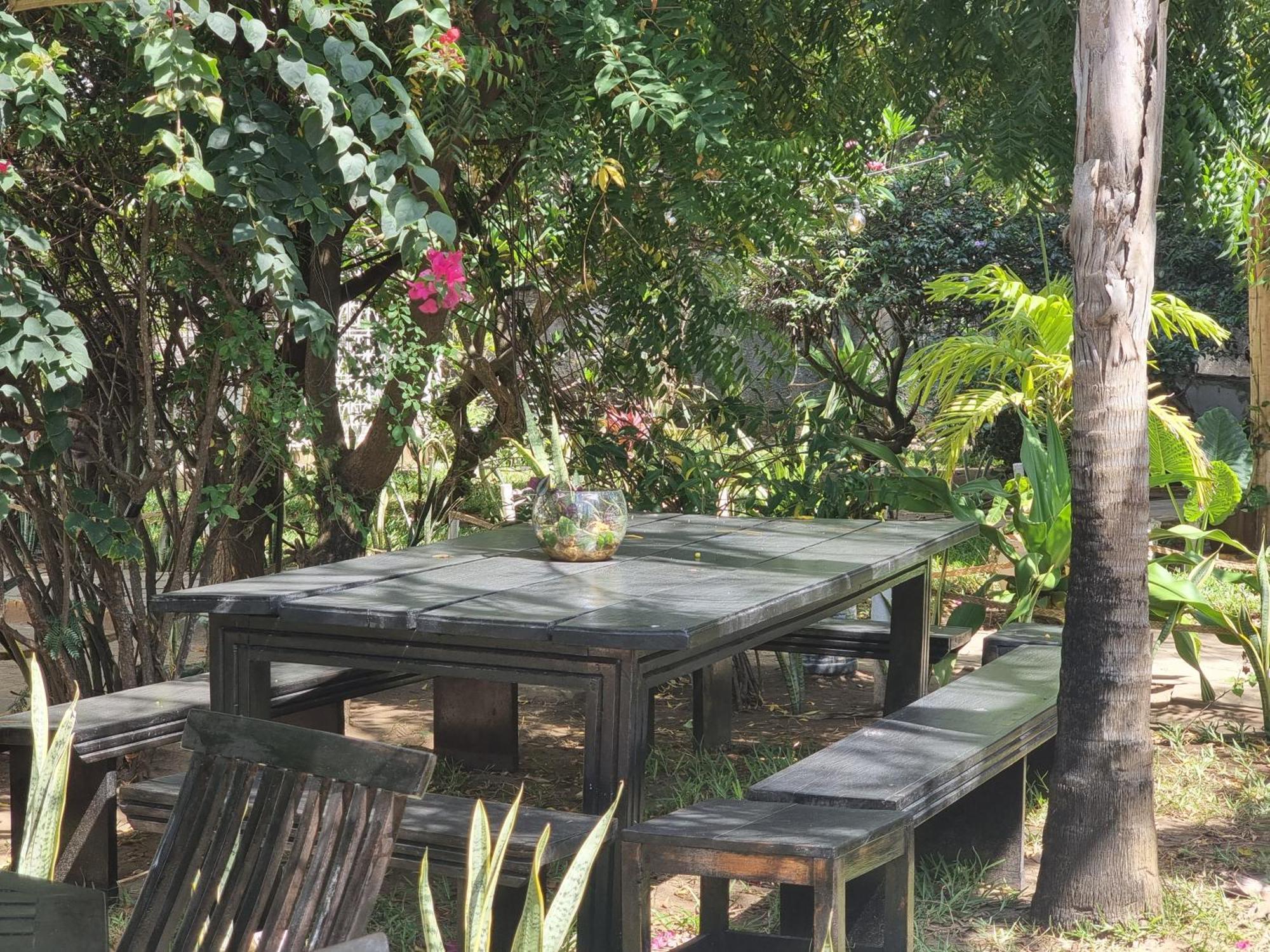 Albergue Tulia House Backpackers Mombasa Exterior foto