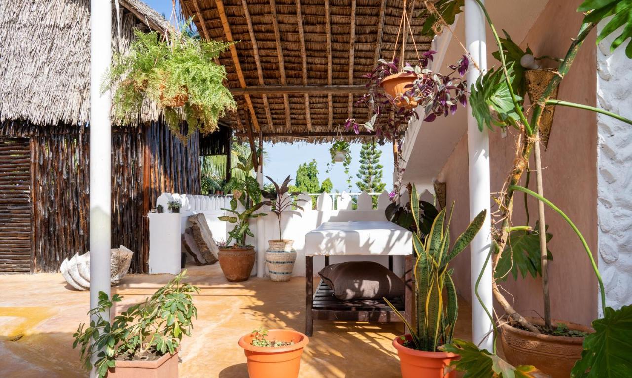 Albergue Tulia House Backpackers Mombasa Exterior foto