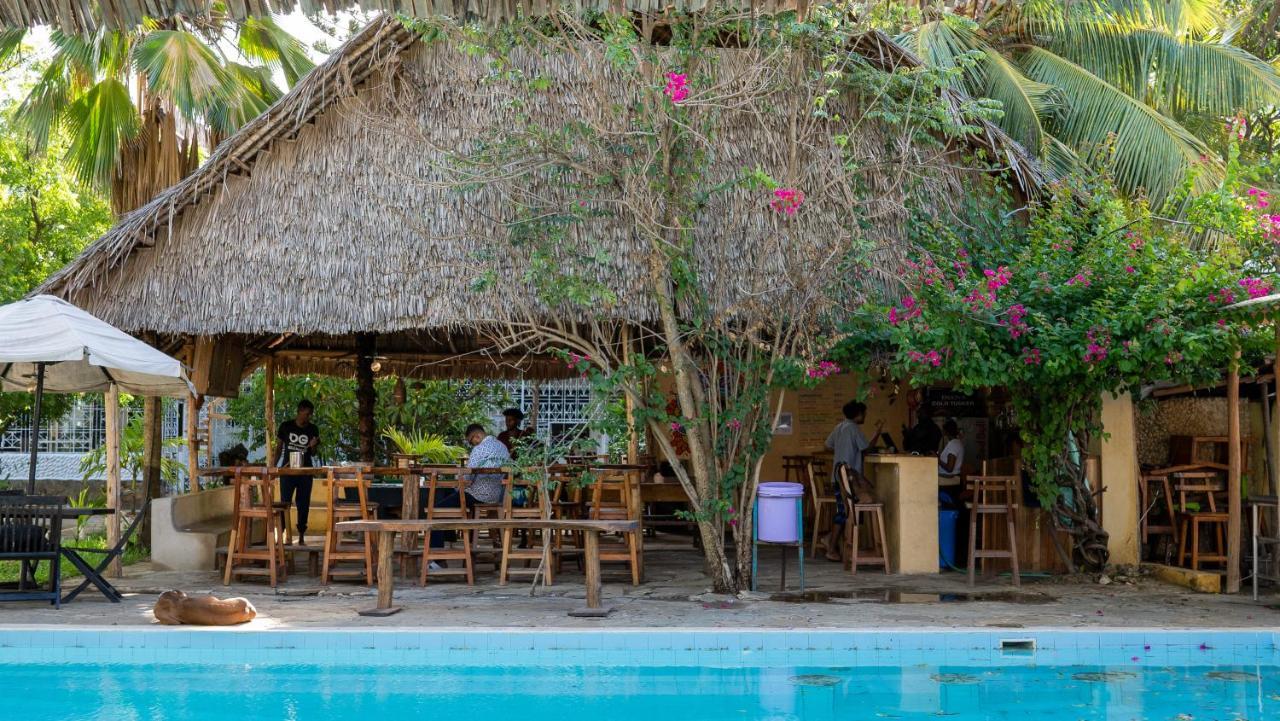 Albergue Tulia House Backpackers Mombasa Exterior foto