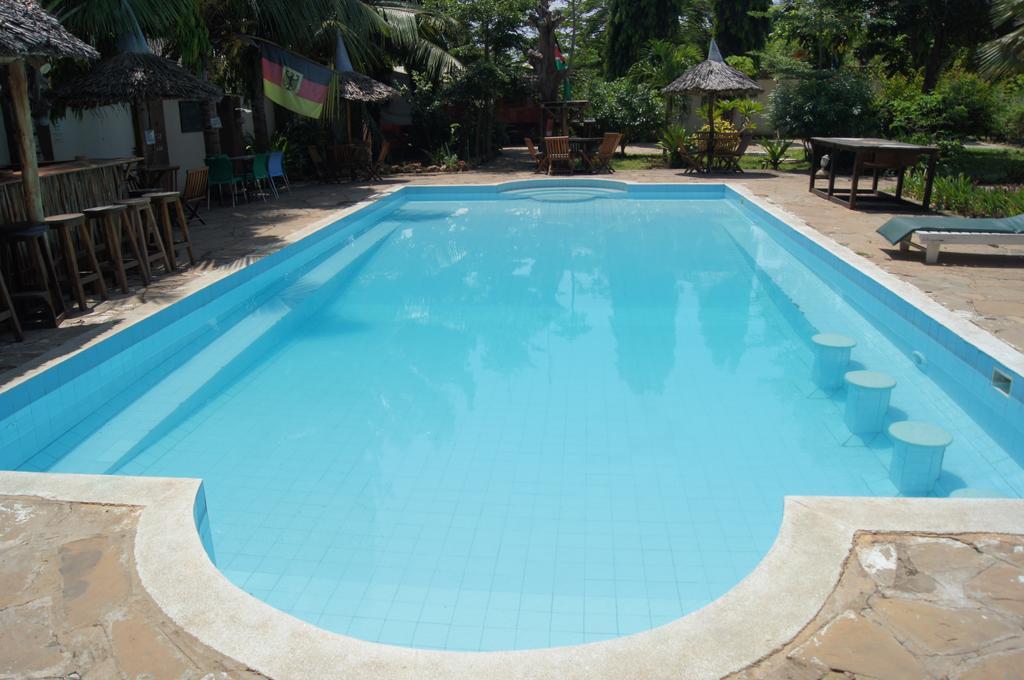 Albergue Tulia House Backpackers Mombasa Exterior foto